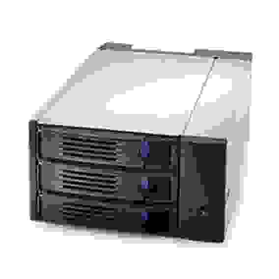 Корпус для HDD/SSD Chenbro SK32303H06*13651 STORGE KIT,3 IN 2,BK CC1012,W/FAN(60*25,4P4C,FD126025HB)+12 G SAS,BULK(CHENBRO CIS),16BOX/CTN,REV.A00