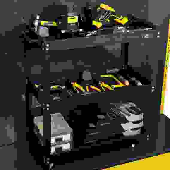 Тележка инструментальная трехсекционная на колесах Deli DL433023 700x350x760мм, до 210кг, толщина полки 0,7мм, толщина стойки 1,2мм