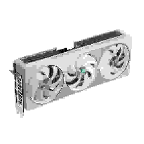 Видеокарта Gigabyte RTX5070 AERO OC 12GB GDDR7 192bit 3xDP HDMI 3FAN RTL