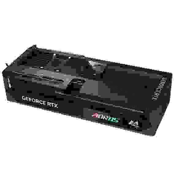 Видеокарта Gigabyte RTX5070Ti MASTER 16GB GDDR7 256bit 3xDP HDMI 3FAN RTL